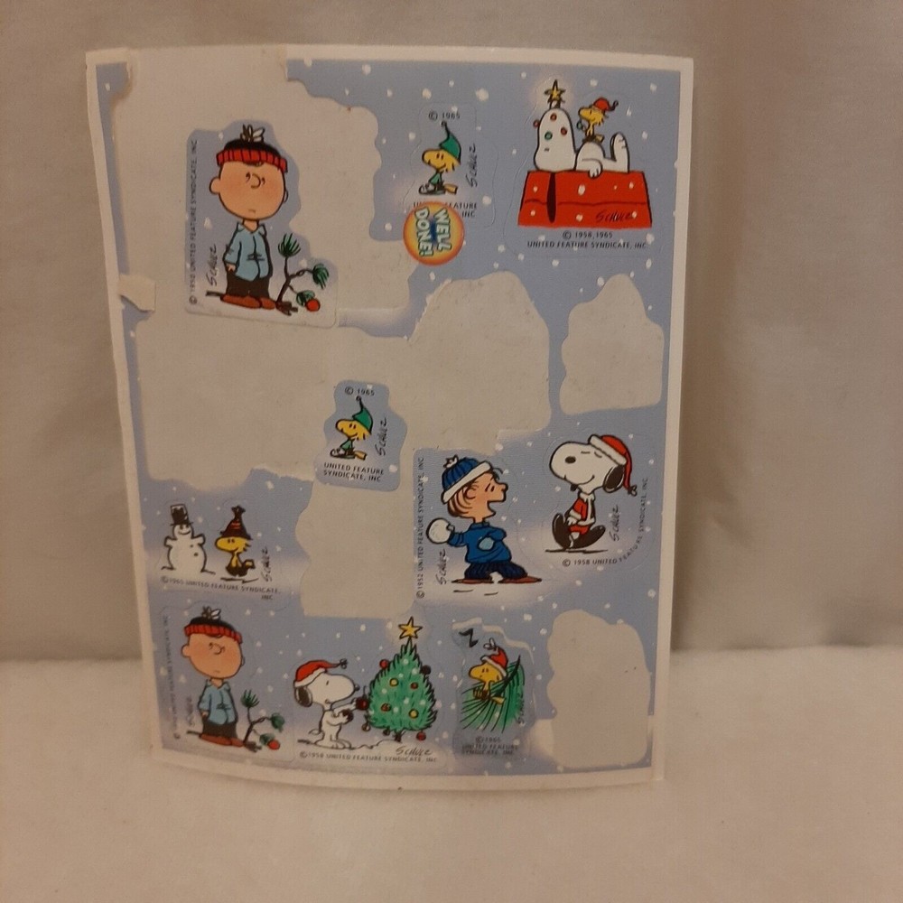 Vintage United Feature Syndicate Snoopy Peanuts Charlie Brown 10 Stickers READ